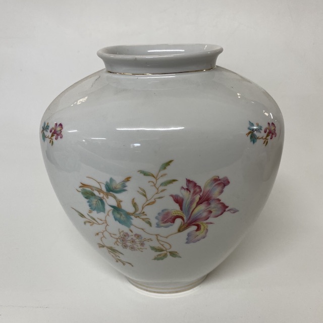 VASE, White w Floral Detail